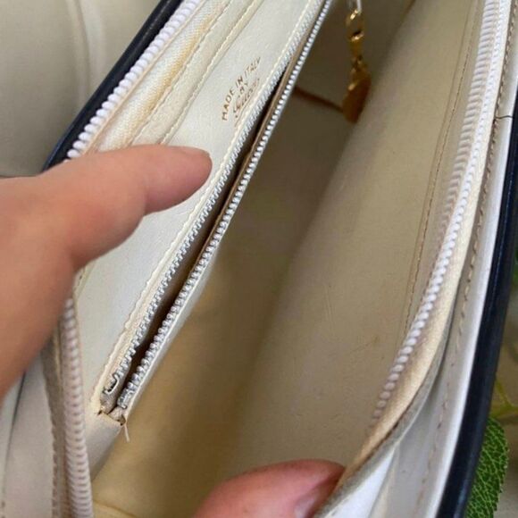 Auth Gucci GG Logo White Shoulder Bag - Picture 8 of 9